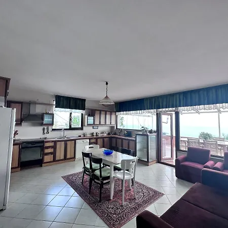 Beautiful Near The Airport & Hotel Trabzon