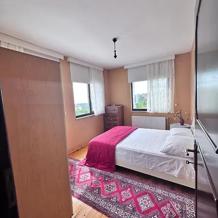 Hotel Beautiful Near The Airport & Trabzon